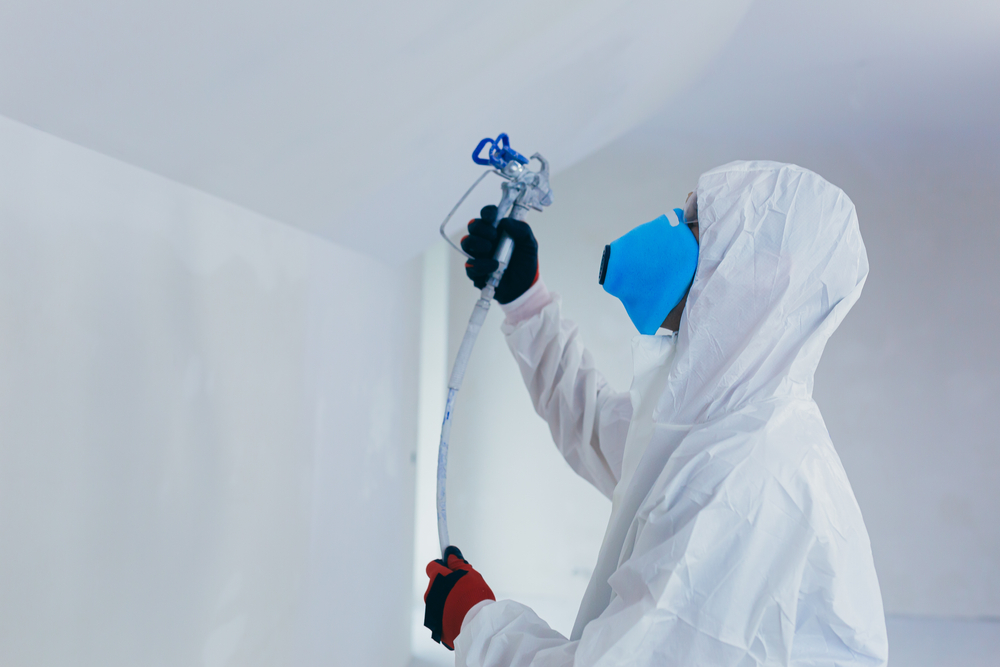 Stukadoor Service Amersfoort kan super strak je plafond spuiten voor de beste prijs.
